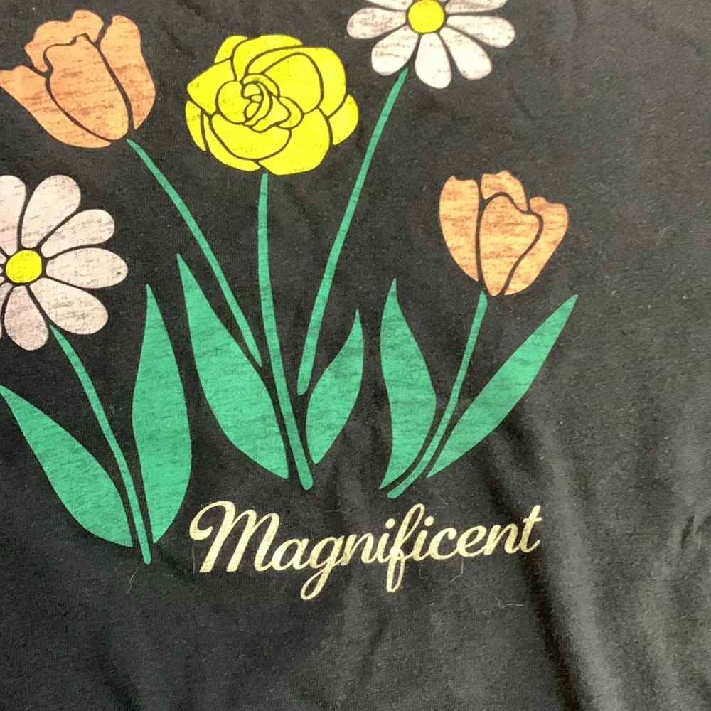 Aeropostale Girls Floral Graphic Tee XS 12-14 Navy “Magnificent” T-Shirt - Picture 2 of 3